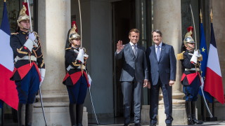 Президентът на Франция обяви че би било сериозна грешка от