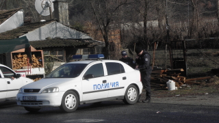 Двама непълнолетни задържани за убийството на таксиметров шофьор