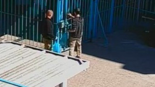 От полицията съобщиха че продължава издирването на избягалите от Централния