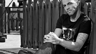 Ники Михайлов си търси българска невеста