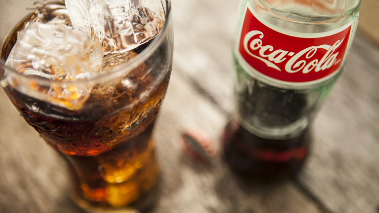 Най-младият милиардер в Африка иска да срази Coca-Cola
