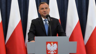 Полският президент Анджей Дуда е поискал от сегашния министър председател на