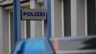 Централната гара на германския град Хамбург е била евакуирана заради