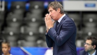 Селекционерът на френския национален отбор по волейбол Лоран Тили обяви