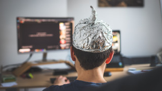 Мислех че теориите на конспирацията са убежището на безсилните и