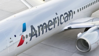 Дим на борда приземи самолет на "Американ еърлайнс"