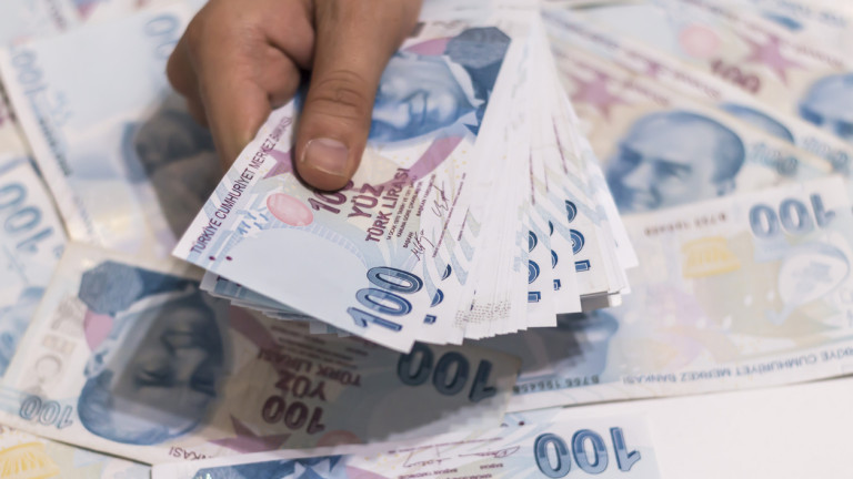 Турция има 11 месеца да намери $179 милиарда