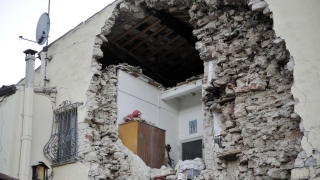 15 хил. души без дом в Италия след земетресенията