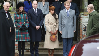 Британското кралско семейство начело с кралица Елизабет Втора и нейния