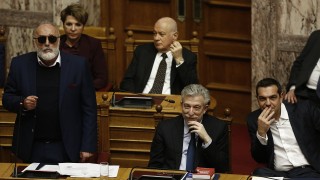 Осемте турски военнослужещи които избягаха в Гърция след неуспешния опит