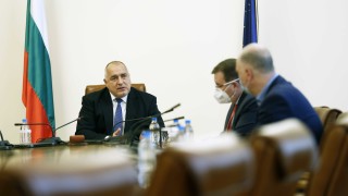 В 12 ч днес България възобновява полети от Обединеното кралство