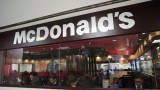 McDonald's премахва чийзбургера от своето Happy Meal