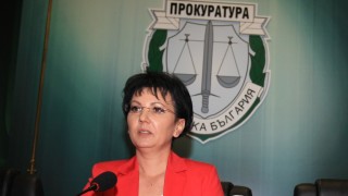 Шест души са с обвинения след вчерашната акция срещу финансиране