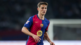 Талантливият испански футболист Гави се завърна на терена след тежката