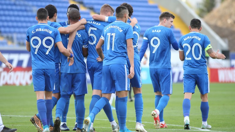 Левски - Витоша (Бистрица) 2:0, Станислав Иванов удвоява за "сините"