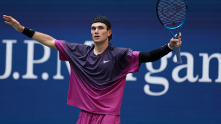 Джак Дрейпър изигра нов силен мач и се класира за