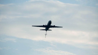 Американски самолети за зареждане с гориво са били преместени от