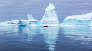 Ако стоим на Антарктида през зимата ще видим само безкрайна