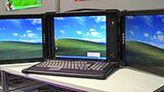 Показаха лаптоп с три дисплея на изложението CeBit 07