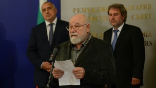 Тържествено започна работният ден на министър председателя Бойко Борисов Българският писател