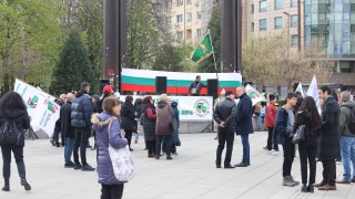 Национален поход подкрепя коалиция на мира за развръзка на войната в Украйна