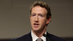 Индустрията за $400 милиарда, която шефът на Facebook се готви да унищожи