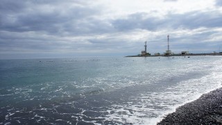 Financial Times: Незаконни доставки на гориво причиниха трагедия край Крим