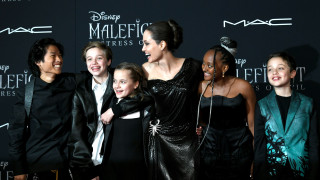 Пакс Джоли Пит който в момента е на 19 години не