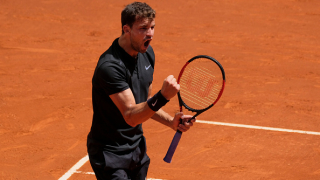 Григор Димитров на осминафинал в Мадрид след умна победа срещу Иво Карлович