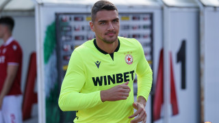 Вратарят на ЦСКА Димитър Евтимов се озова в снежен капан