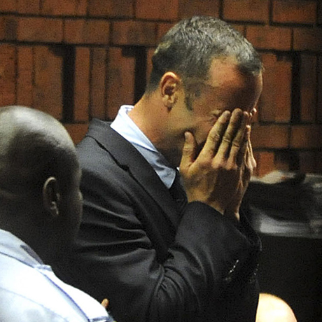 Писториус иска половин милион за къщата, в която уби приятелката си