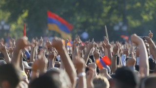Протестиращи в Армения блокираха пътища в столицата Ереван и улица