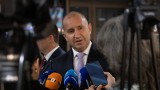 Румен Радев: Министрите, като ме видят, се разбягват като пилци по нареждане на Борисов