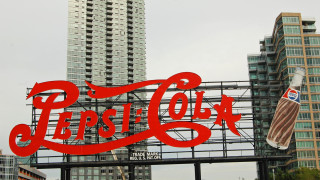 Pepsi премахва стотици корпоративни работни места в САЩ съобщава CNBC  позовавайки