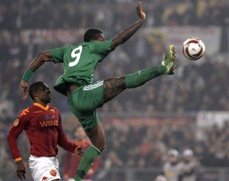 Сисе официално в Лацио до 2015г.