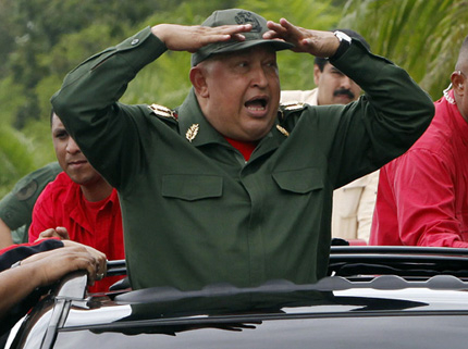 Венецуелски социалисти пренаписаха „Отче наш” в „Чавес наш”
