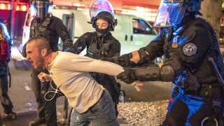 Близо 60 задържани при протестите в Портланд през уикенда