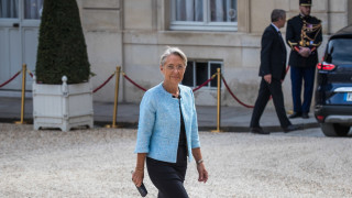 Френският президент Еманюел Макрон избра Елизабет Борн да ръководи новото