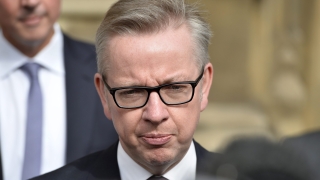 Британският министър на околната среда Майкъл Гоув е скъсал правителствен