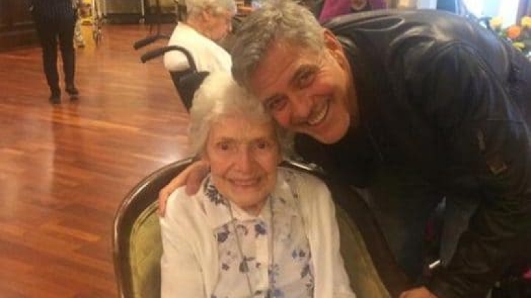 Джордж Клуни изненада 87-годишна фенка