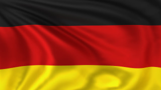 Строителни работници в Германия откриха голяма бетонна свастика на спортно