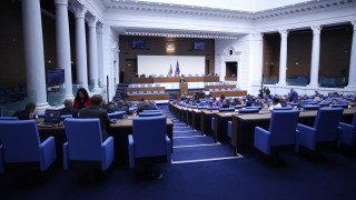 Депутатите се скараха по време на първо гласуване на Законопроект
