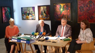 Реставрация на паметника на Левски която е била обявена от