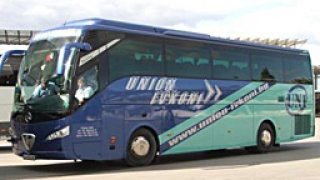 Тежка катастрофа между автобус и циментовоз край Ябланица 