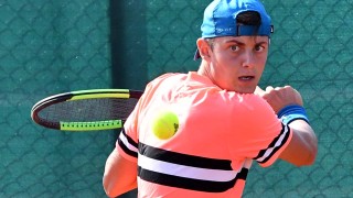 Българският национал Александър Лазаров се класира за четвъртфиналите на турнира