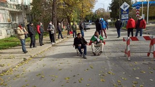 Жители на Силистра излязоха на протест срещу неспиращия трафик на