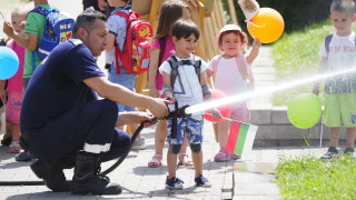 Столичната пожарна не изпитва недостиг на кадри а служители на