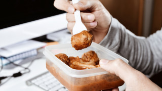 От началото на годината търговците които използват пластмасови продукти за