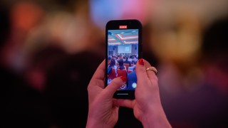 Силният текст винаги започва с добра идея И с човек