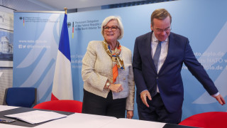 Франция и Германия подписаха споразумение за прилагането на сателитна система